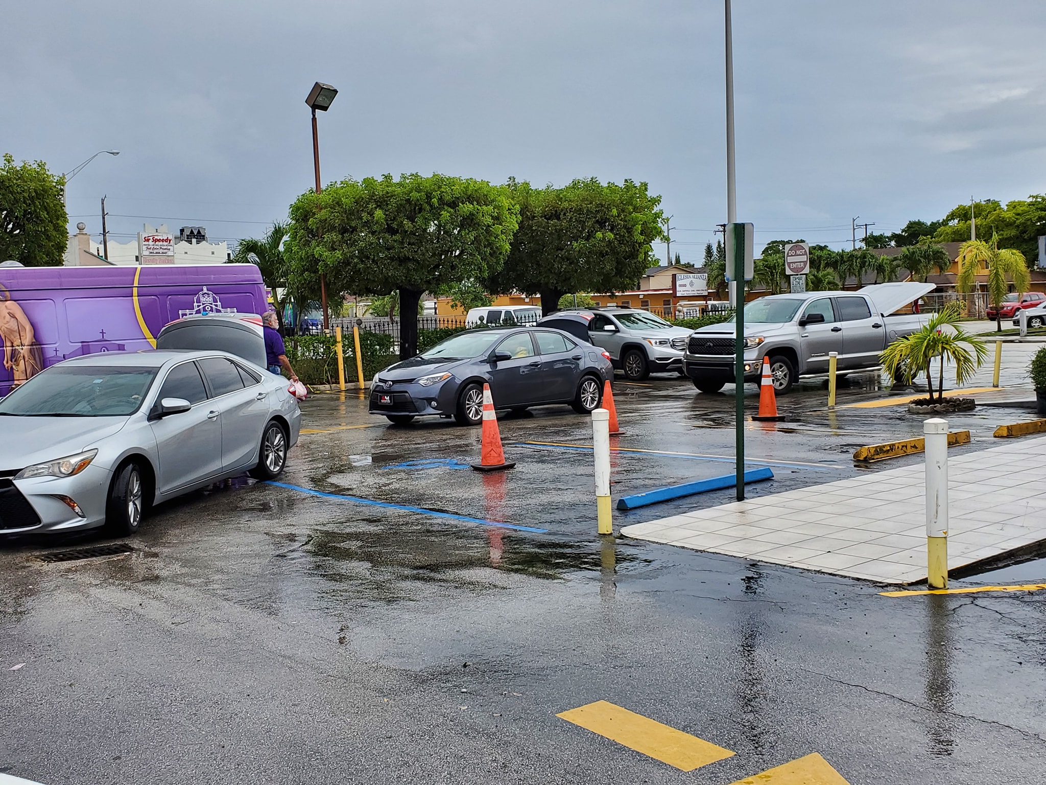Lee más sobre el artículo Rincón de San Lazaro dando Alimentos a La Comunidad.