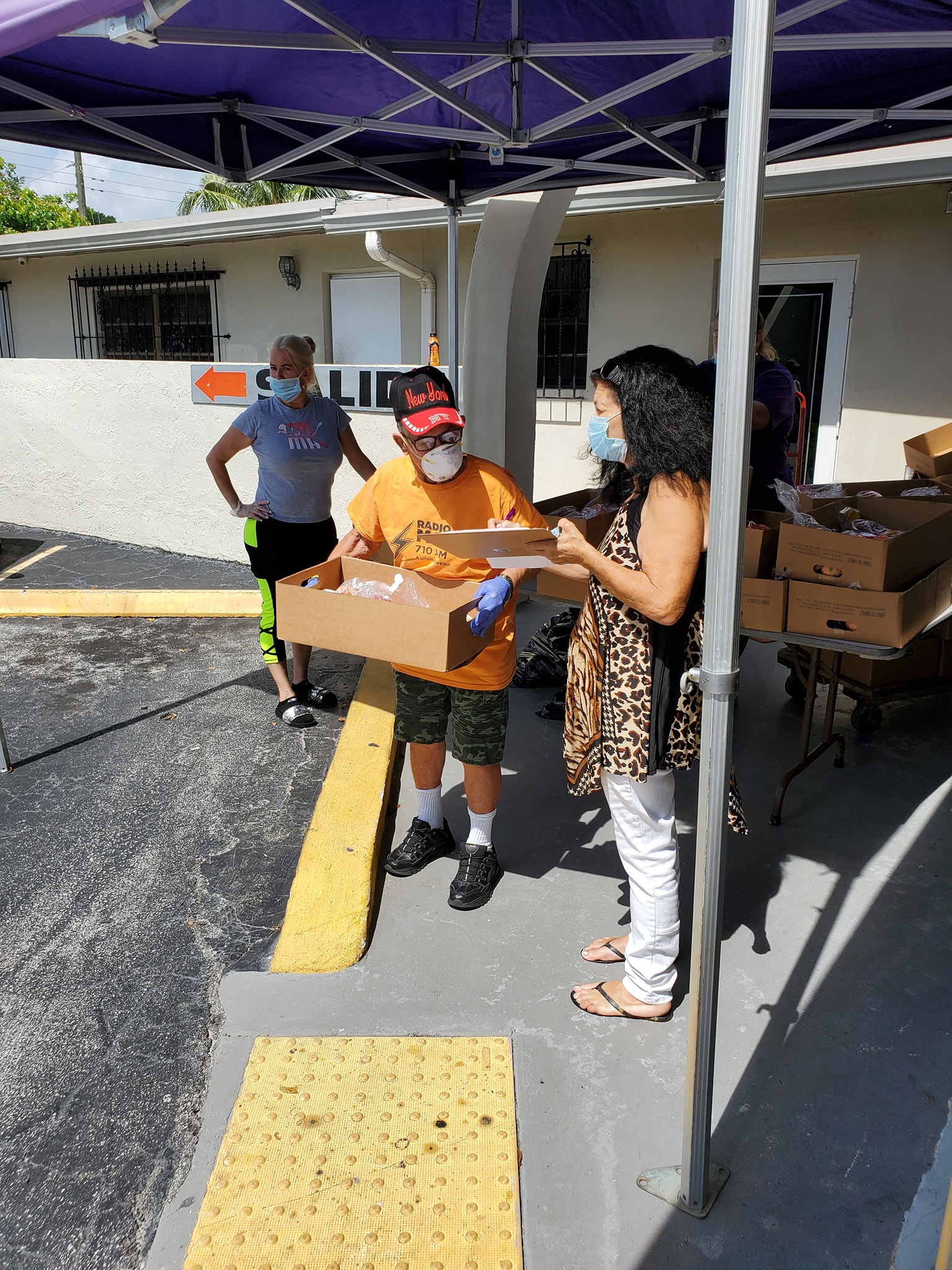 Lee más sobre el artículo Rincón de San Lázaro entrega alimentos Junio 12, 2020